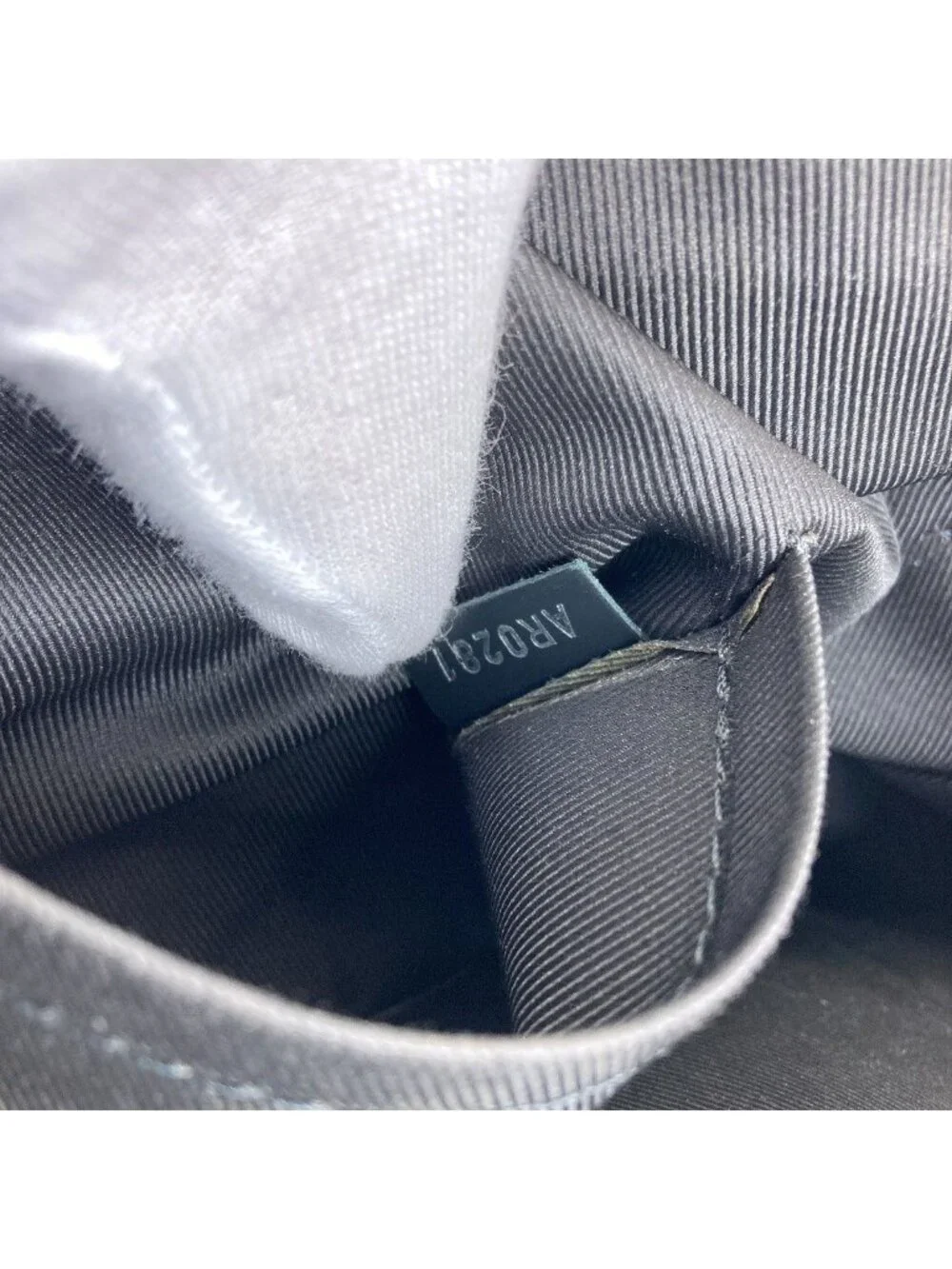 Louis Vuitton this authentic
